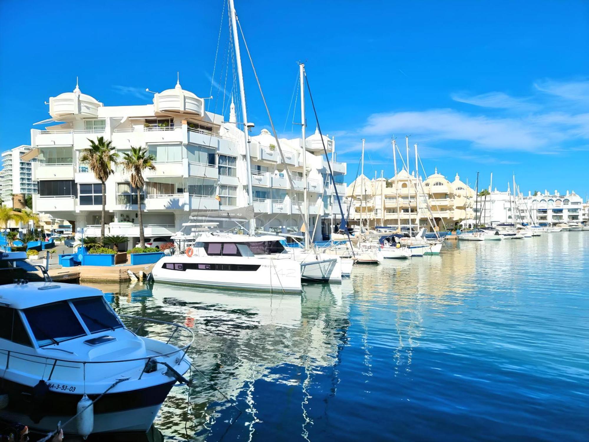 Stunning Home With Outdoor Swimmingpool, 4 Bedrooms And Wifi Benalmádena Exteriör bild