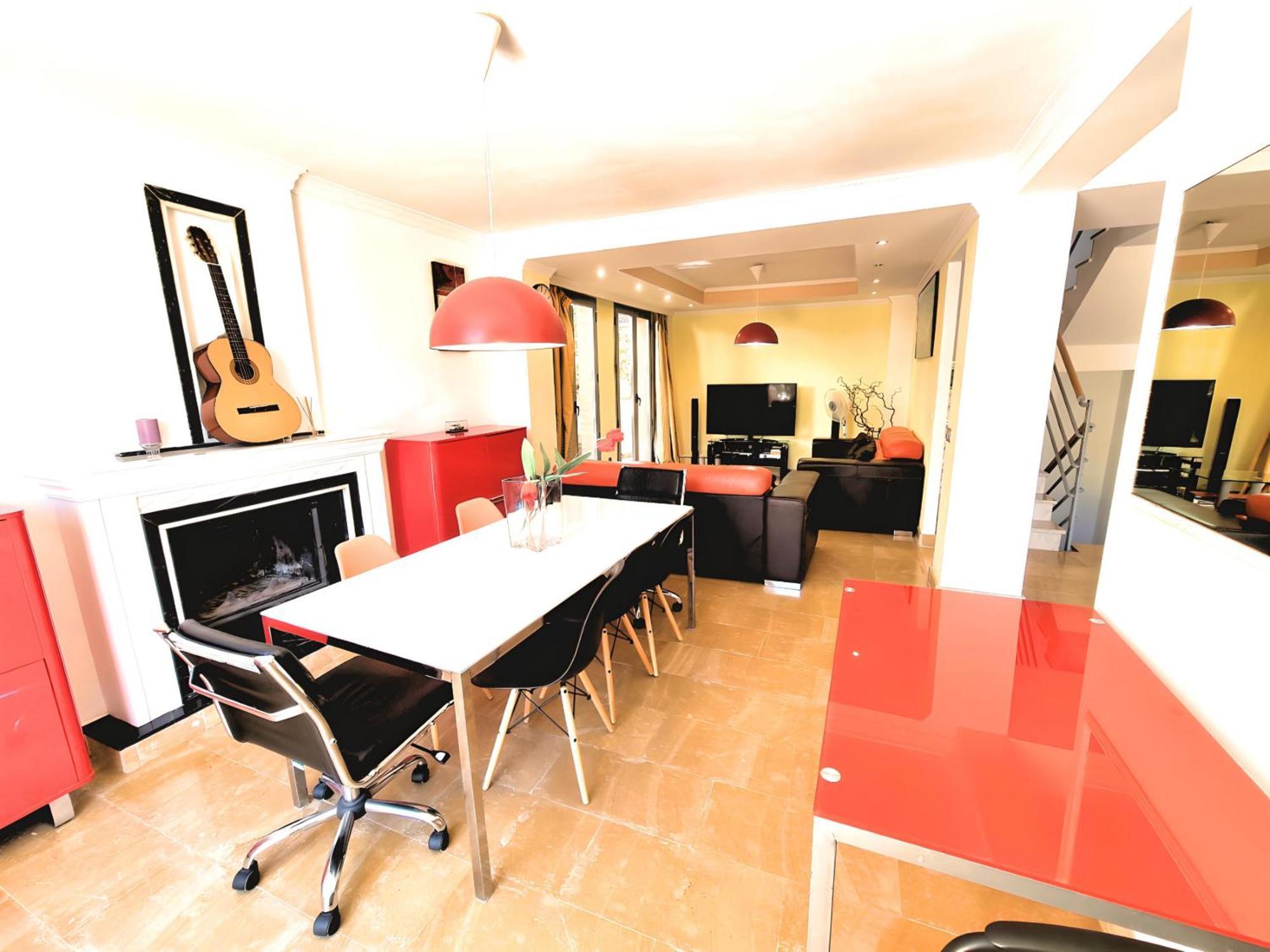 Stunning Home With Outdoor Swimmingpool, 4 Bedrooms And Wifi Benalmádena Exteriör bild