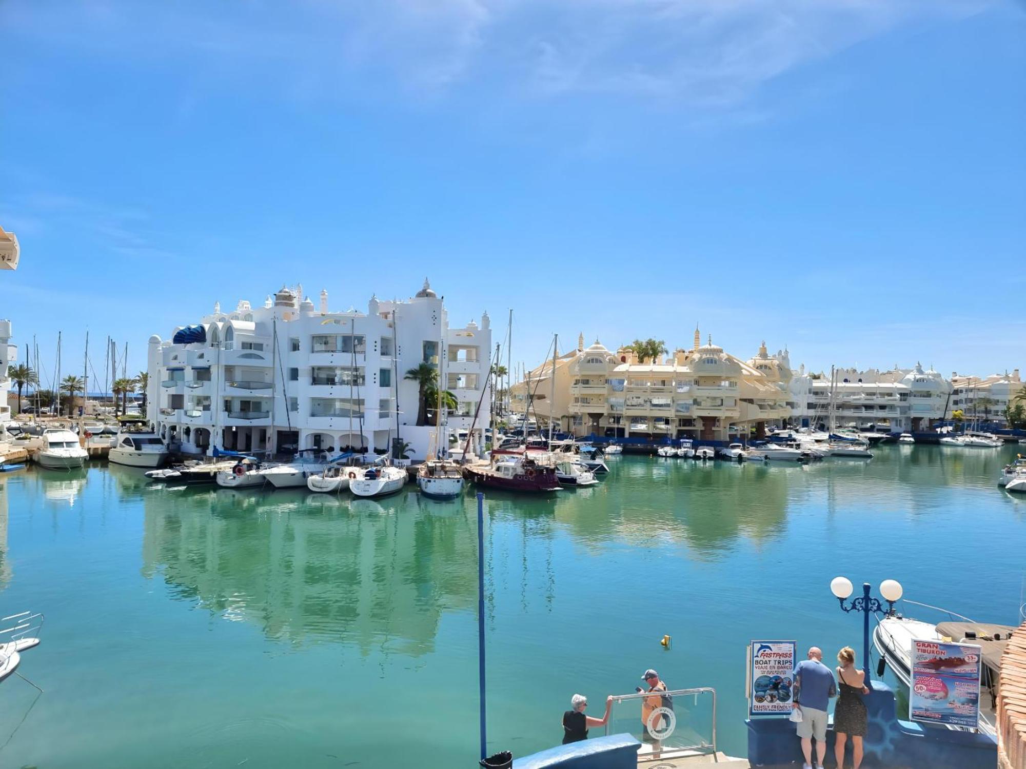 Stunning Home With Outdoor Swimmingpool, 4 Bedrooms And Wifi Benalmádena Exteriör bild