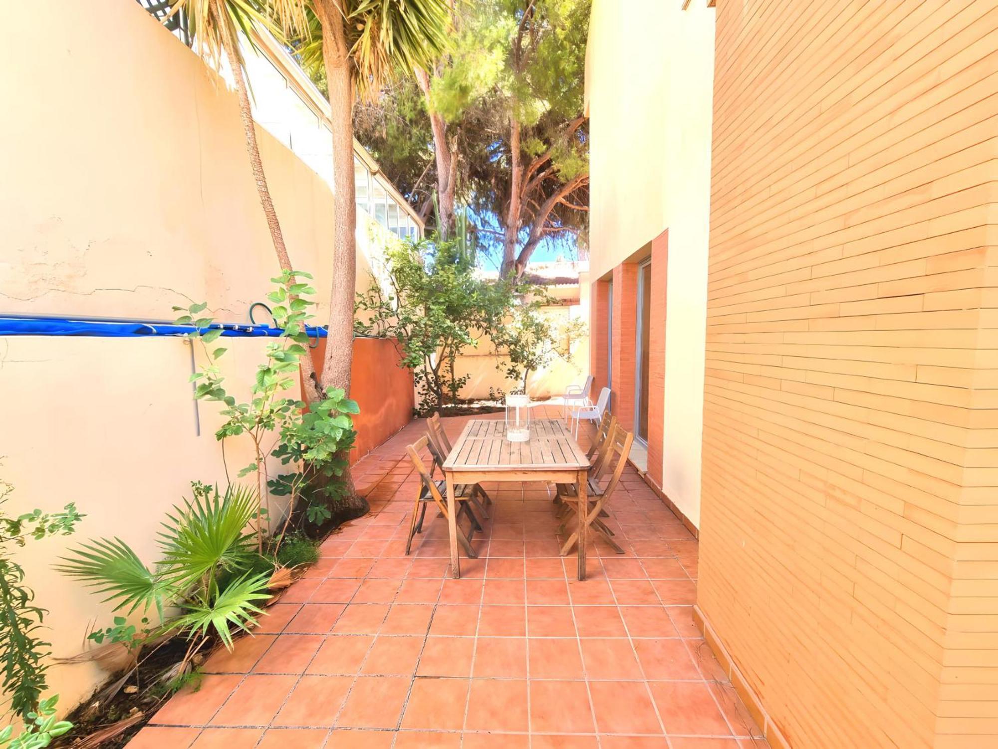 Stunning Home With Outdoor Swimmingpool, 4 Bedrooms And Wifi Benalmádena Exteriör bild