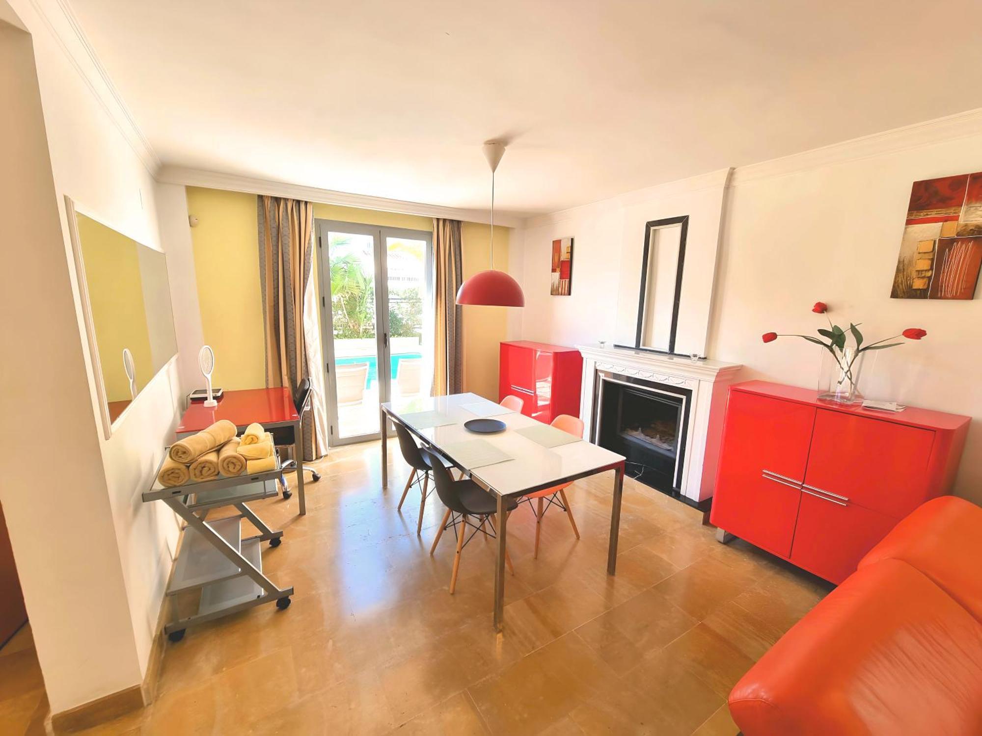 Stunning Home With Outdoor Swimmingpool, 4 Bedrooms And Wifi Benalmádena Exteriör bild